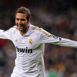 【排列五开奖号码】诺坎普再现传奇身影！梅西私人行程引轰动，巴萨管理层愕然，不知其如何进入球场