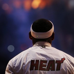 【排列五开奖号码】布鲁日队长复盘酋长球场之夜，机会在手却失之毫厘，关键失球成转折点