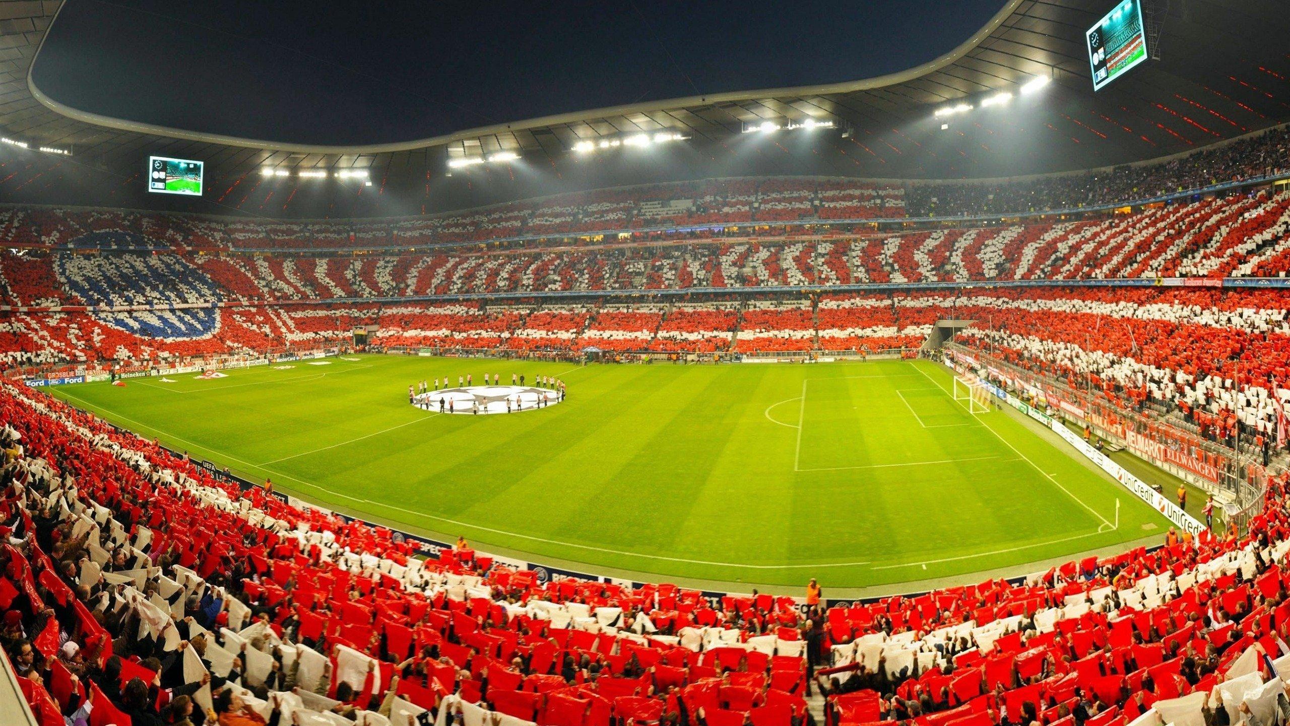 周二欧冠巅峰对决，拜仁慕尼黑主场迎战里斯本竞技，德甲霸主能否续写主场不败传奇？