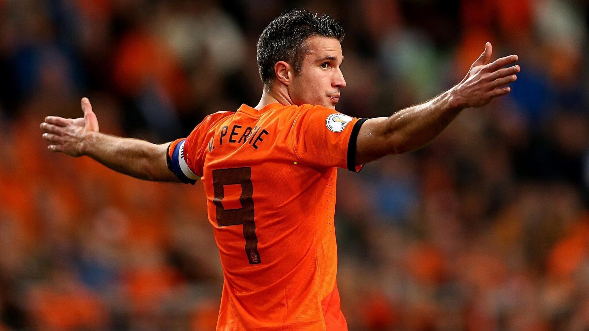 男足国家队踏上革新之路，摒弃急功近利，依循规律推动代际传承